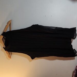 Say what? Sleeveless  top for women size 3X